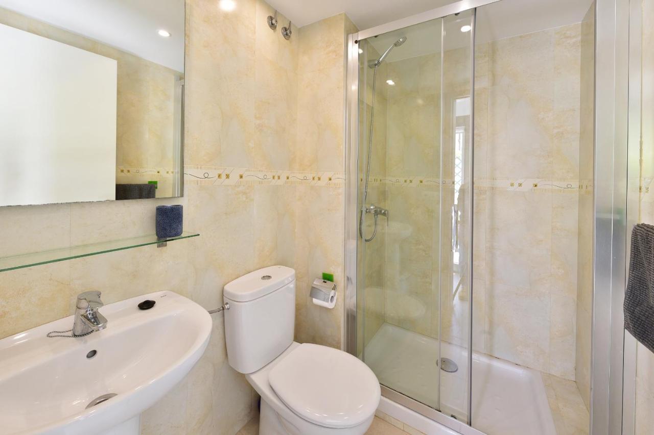 Apartamento Luminoso En El Centro De كاذاكيس المظهر الخارجي الصورة